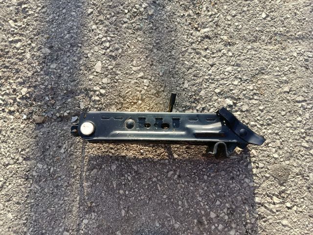 bontott FORD FUSION Emelő