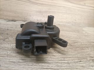 bontott FORD FUSION Fűtés Állító Motor