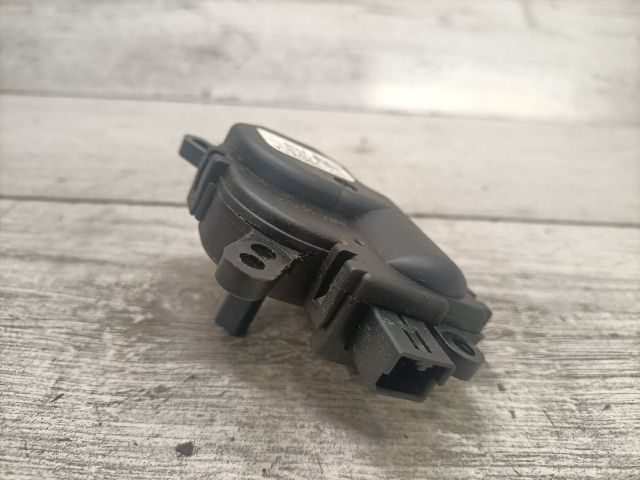 bontott FORD FUSION Fűtés Állító Motor