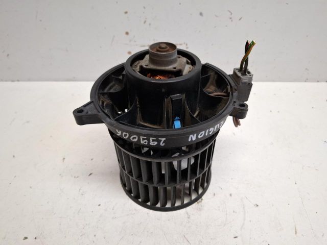 bontott FORD FUSION Fűtőmotor (Klímás)