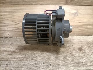 bontott FORD FUSION Fűtőmotor (Klímás)