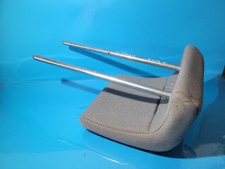 bontott FORD FUSION Hátsó Fejtámla