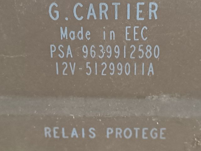 bontott FORD FUSION Izzító Relé