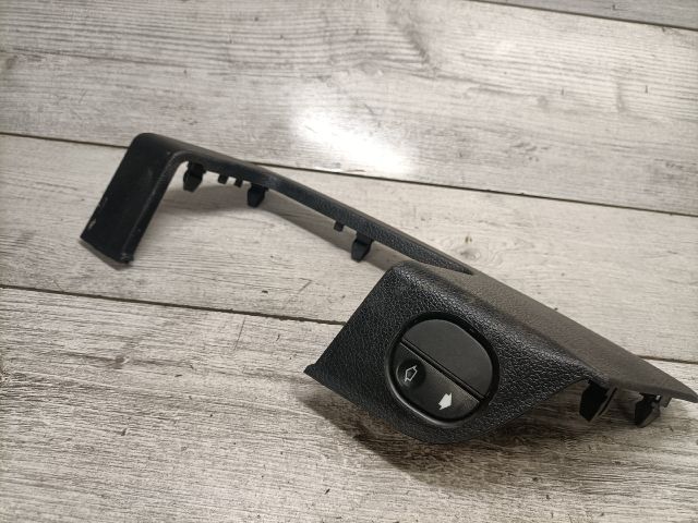 bontott FORD FUSION Jobb első Ablakemelő Kapcsoló