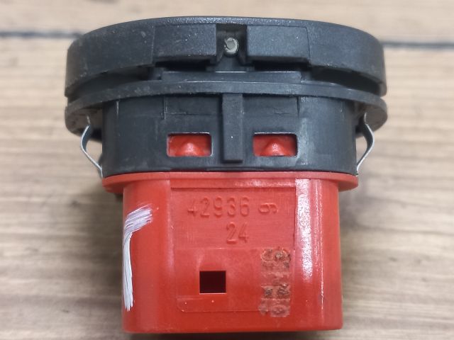 bontott FORD FUSION Jobb első Ablakemelő Kapcsoló