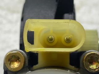 bontott FORD FUSION Jobb első Ablakemelő Motor