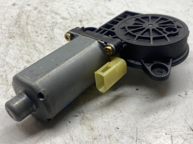 bontott FORD FUSION Jobb első Ablakemelő Motor