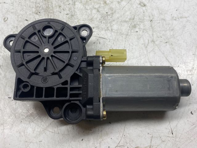 bontott FORD FUSION Jobb első Ablakemelő Motor