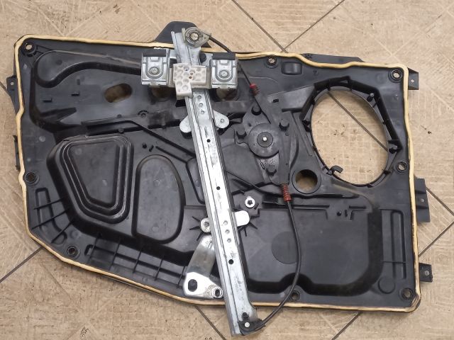 bontott FORD FUSION Jobb első Ablakemelő Szerkezet (Elektromos)