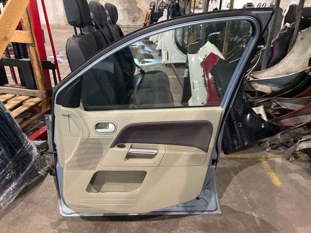 bontott FORD FUSION Jobb első Ajtó (Részeivel)