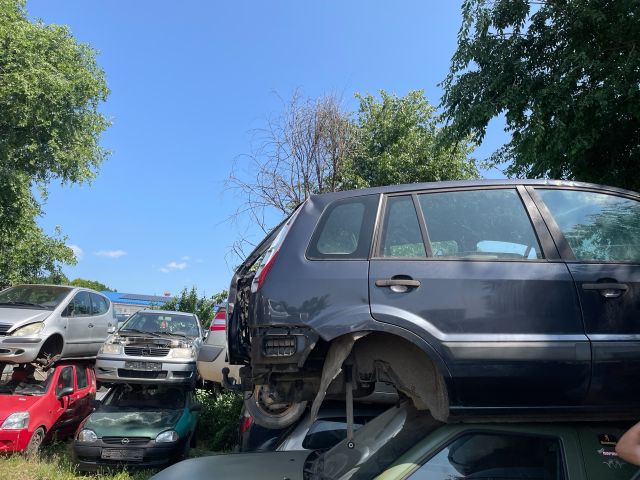 bontott FORD FUSION Jobb első Ajtó (Üres lemez)