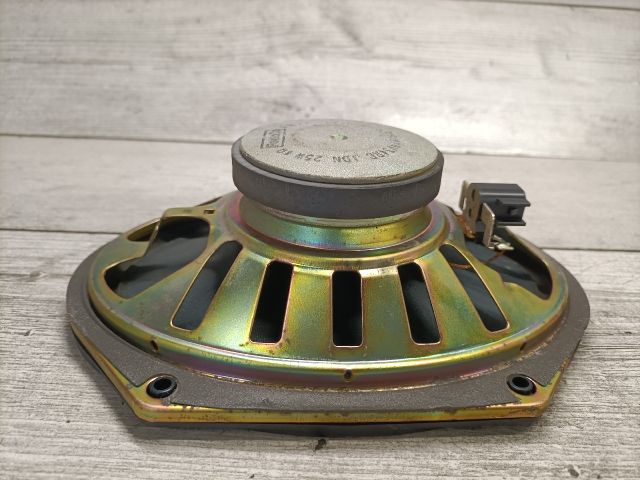 bontott FORD FUSION Jobb első Hangszóró