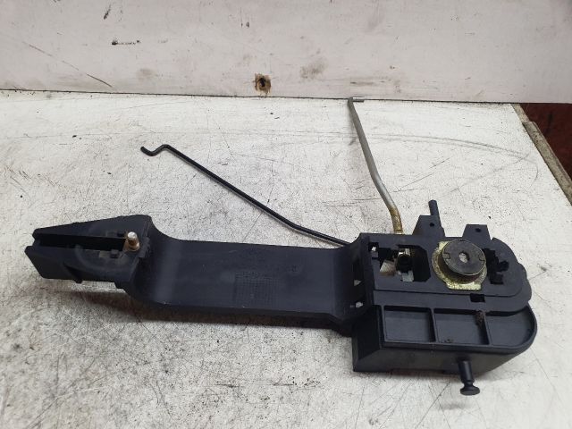 bontott FORD FUSION Jobb első Külső Kilincsfészek