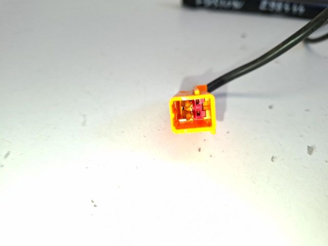 bontott FORD FUSION Jobb első Övfeszítő