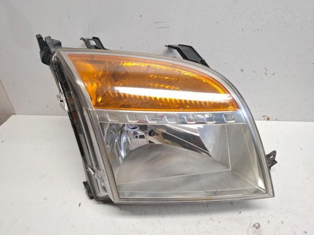 bontott FORD FUSION Jobb Fényszóró