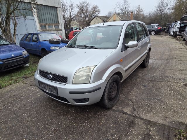 bontott FORD FUSION Jobb Fényszóró