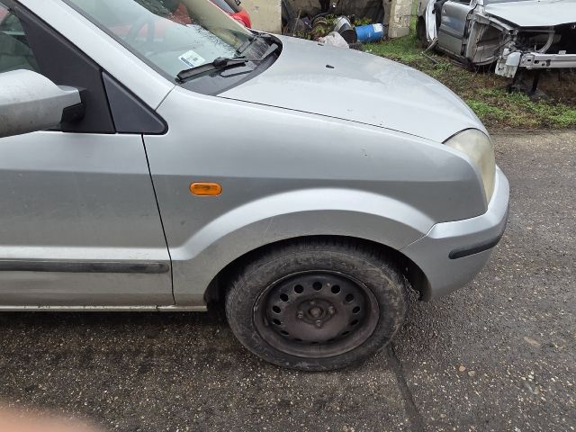 bontott FORD FUSION Jobb Fényszóró