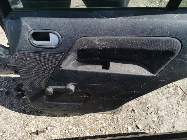 bontott FORD FUSION Jobb hátsó Ajtó (Részeivel)