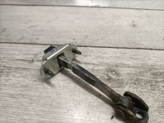 bontott FORD FUSION Jobb hátsó Ajtóhatároló