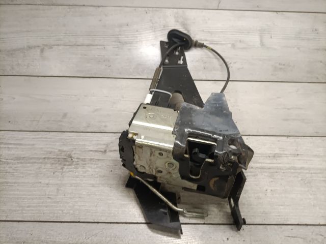 bontott FORD FUSION Jobb hátsó Ajtózár