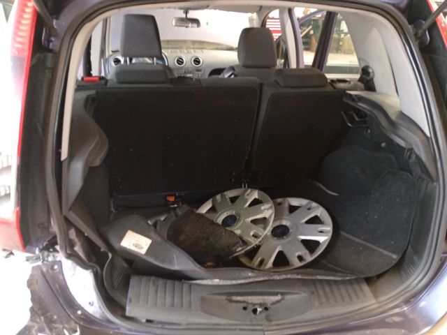 bontott FORD FUSION Jobb hátsó Fixüveg (Ajtóban)