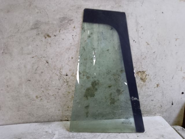 bontott FORD FUSION Jobb hátsó Fixüveg (Ajtóban)