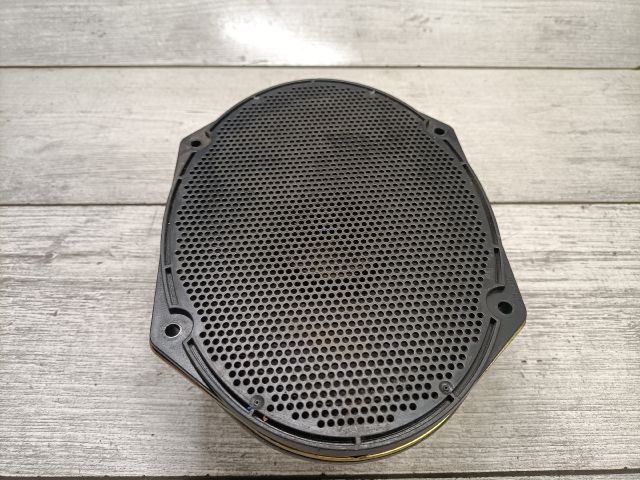 bontott FORD FUSION Jobb hátsó Hangszóró