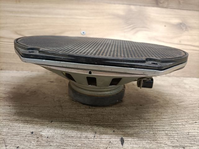 bontott FORD FUSION Jobb hátsó Hangszóró