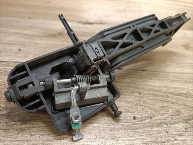 bontott FORD FUSION Jobb hátsó Külső Kilincs