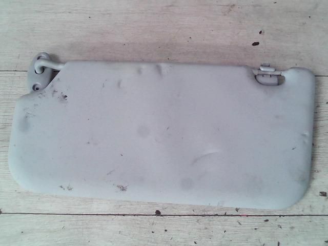 bontott FORD FUSION Jobb Napellenző