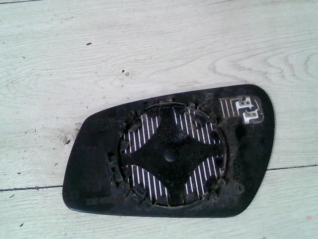 bontott FORD FUSION Jobb Tükörlap