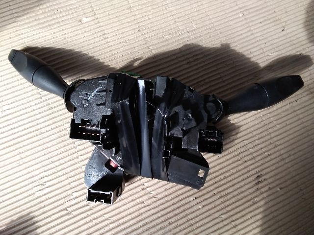 bontott FORD FUSION Komplett Kormánykapcsoló (Bajuszkapcsoló)