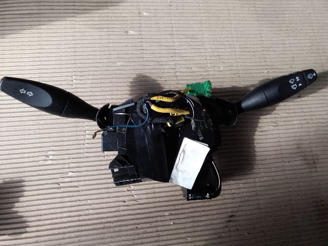 bontott FORD FUSION Komplett Kormánykapcsoló (Bajuszkapcsoló)