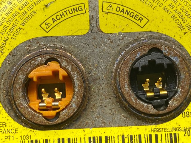 bontott FORD FUSION Kormánylégzsák