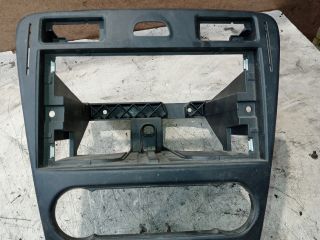 bontott FORD FUSION Középkonzol Keret