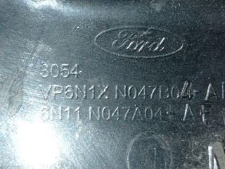 bontott FORD FUSION Középkonzol Keret