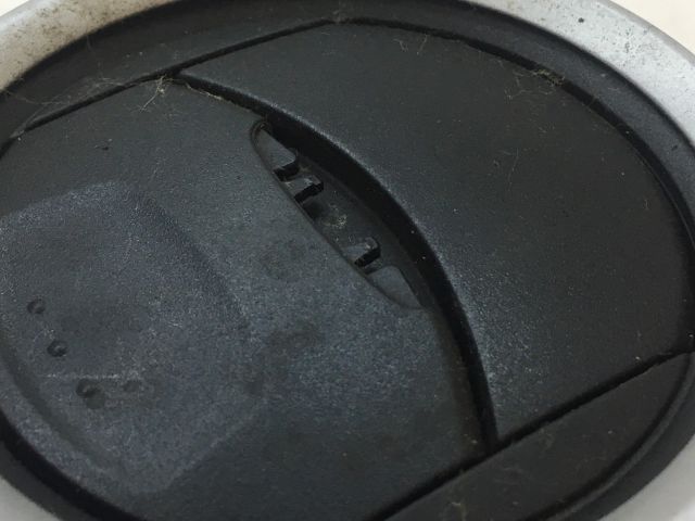 bontott FORD FUSION Középső Bal Szellőző