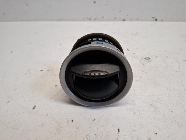 bontott FORD FUSION Középső Szellőző