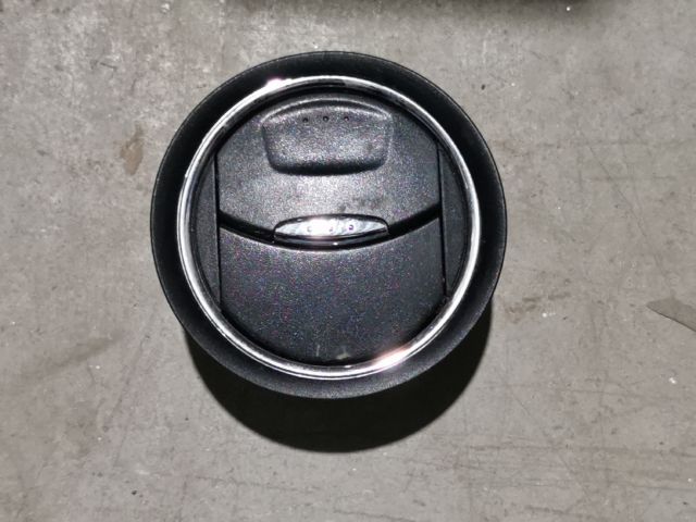 bontott FORD FUSION Középső Szellőző