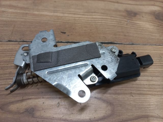 bontott FORD FUSION Központizár Motor Csomagtérajtó