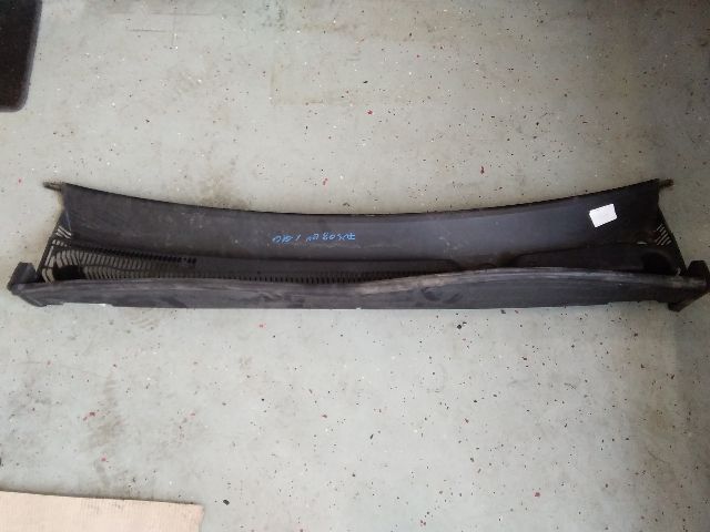 bontott FORD FUSION Levélrács