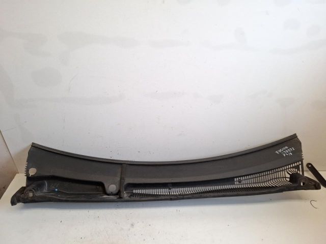 bontott FORD FUSION Levélrács