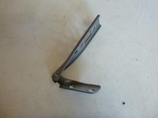 bontott FORD FUSION Motorháztető Jobb Zsanér