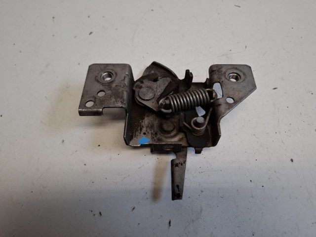 bontott FORD FUSION Motorháztető Zárszerkezet