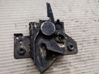 bontott FORD FUSION Motorháztető Zárszerkezet