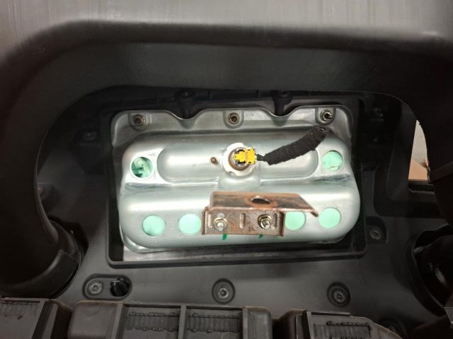 bontott FORD FUSION Műszerfal Héj