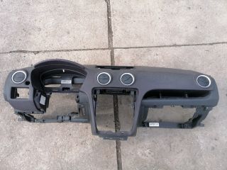 bontott FORD FUSION Műszerfal Héj