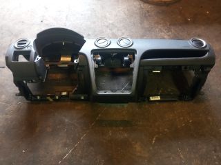 bontott FORD FUSION Műszerfal Héj