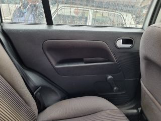 bontott FORD FUSION Padlószőnyeg