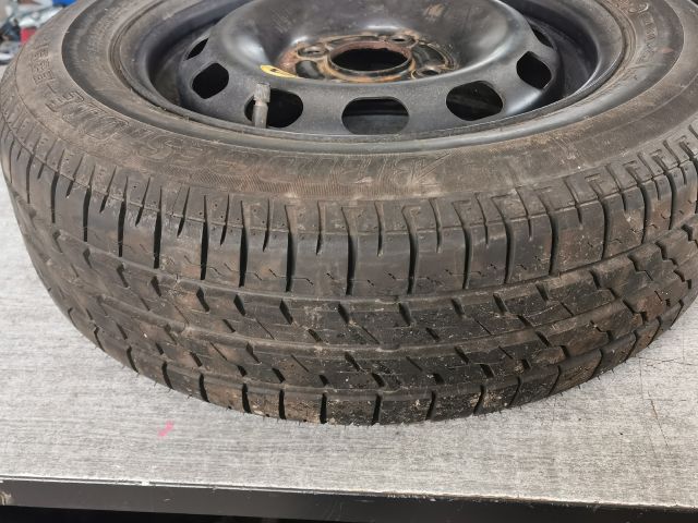 bontott FORD FUSION Pótkerék